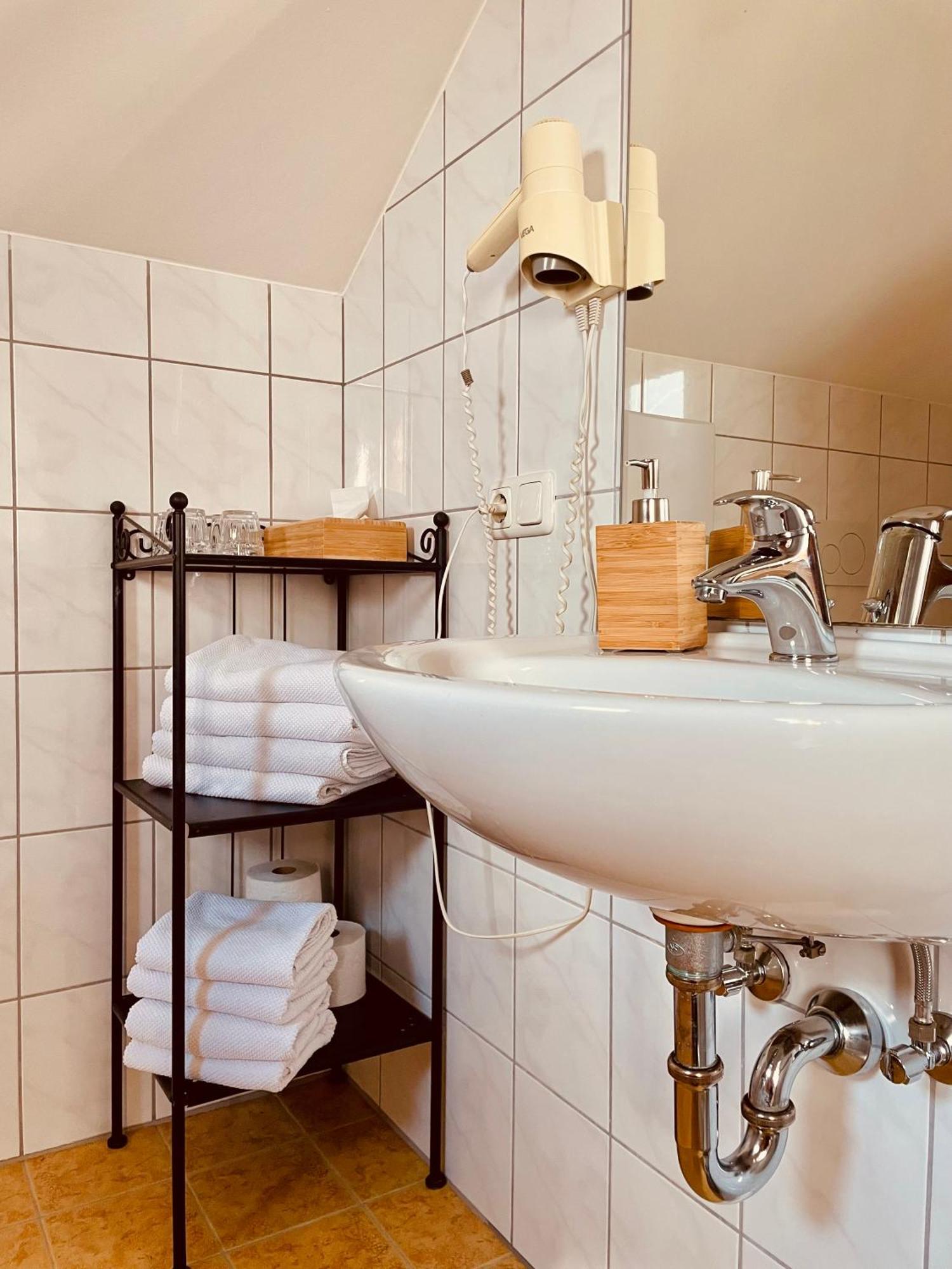 Sonnenblumenhof Guest House Muehlheim Luaran gambar